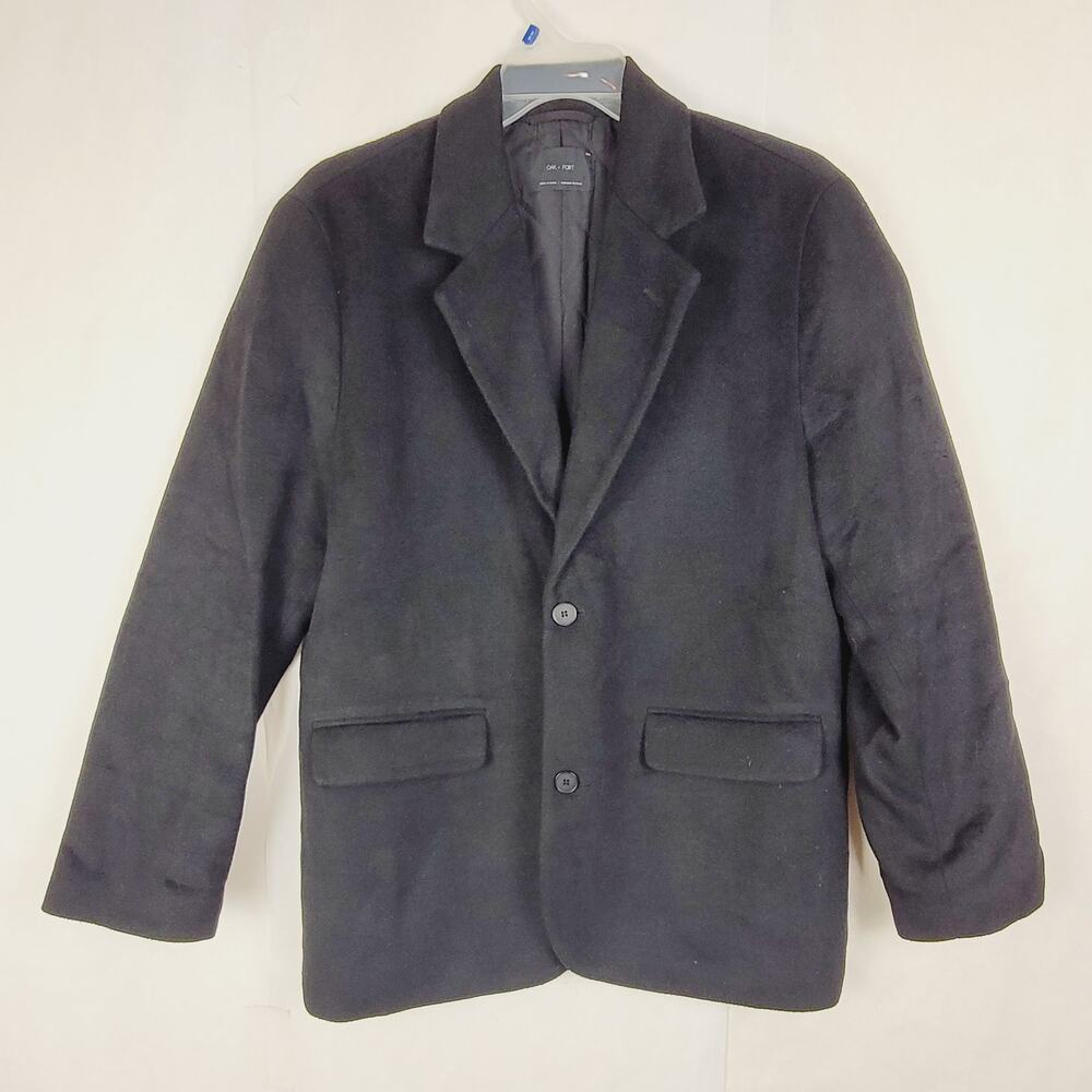 Oak and Fort black coat Size medium quilted lining wool blend Classic Minimal